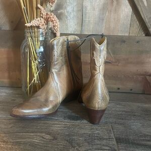New without Tags Free People Cowboy Boots!